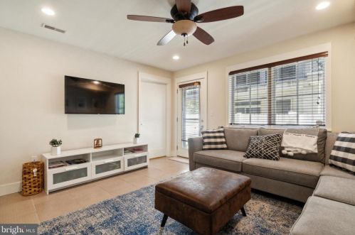 119 Federal St, Philadelphia PA  19147-5409 exterior