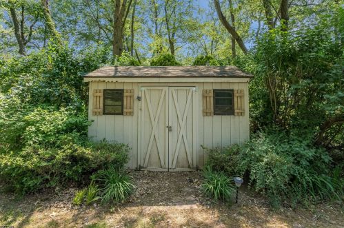 34 Bristol Ave, Flemington NJ  08822-1814 exterior