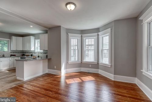 437 Maple Ave, Camden NJ  08106-2054 exterior