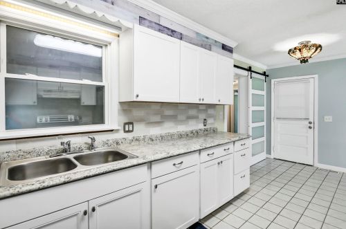 2614 Brookcliff Rd, Cayce-West Columbia SC  29033-4208 exterior