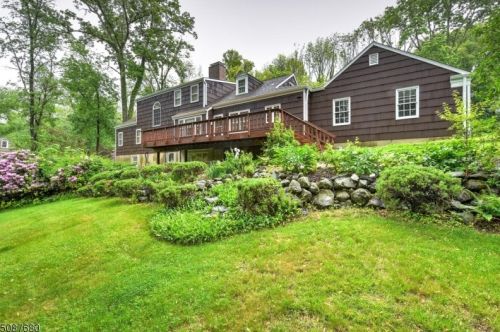 11 House Wren, Hackettstown NJ  07840-2815 exterior