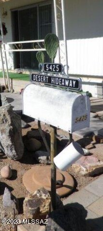 5425 Lazy S St, Tucson AZ  85713-6304 exterior