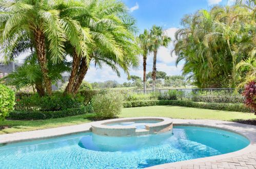 10777 Hollow Bay Ter, West Palm Beach, FL 33412-3034