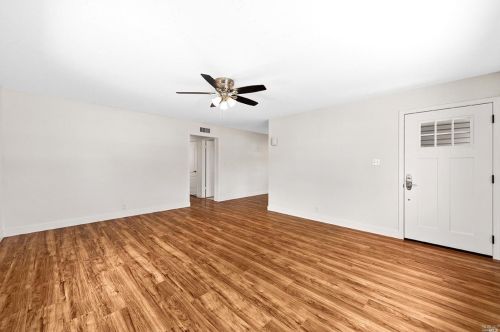 349 Plum St, Vacaville CA  exterior