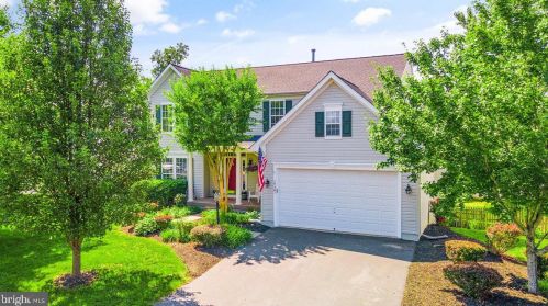 10487 Manns Harbor Ct, Gainesville, VA 20155-4852