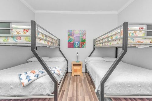 2223 33 St, Galveston TX 77550-7505 exterior