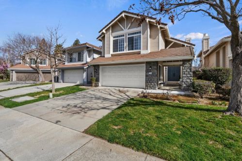 17530 Montoya Cir, Morgan Hill, CA 95037-3771
