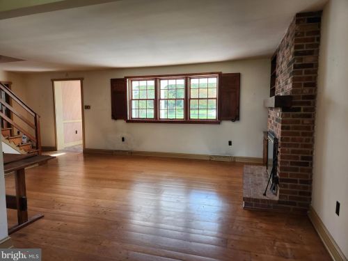 3220 Nottingham Rd, Norristown PA  19403-4162 exterior