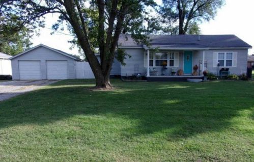526 Country Rd, Melrose, KS 66725-1670