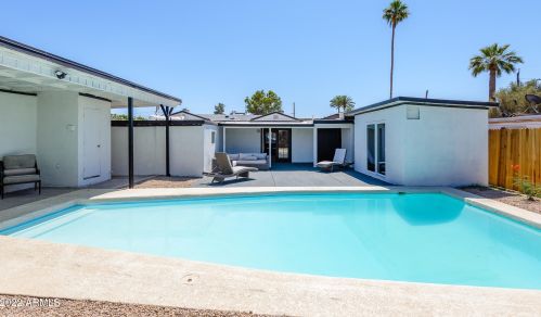 3906 13th Pl, Phoenix AZ  85014-4904 exterior