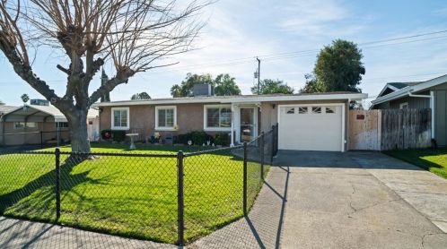 6257 La Cienega Dr, North Highlands, CA 95660-4150
