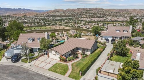28214 Stanley Ct, Santa Clarita, CA 91351-3818