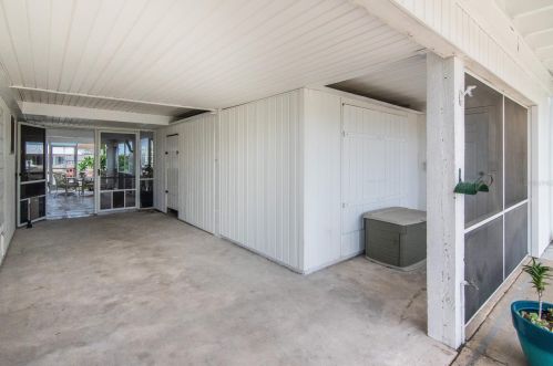 3325 Gulf Winds Cir, Brooksville FL  34607-3027 exterior