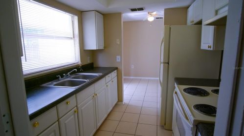 1310 Waterview Blvd, Lakeland FL  33801-6752 exterior