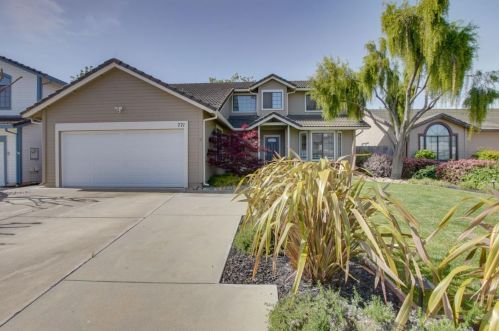 771 Liege Dr, Hollister, CA 95023-6801