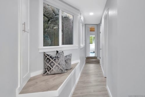 2938 Holly Rd, Alpine CA  91901-1510 exterior