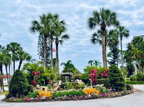 4269 27th Ct, Naples FL  34116-0911 exterior