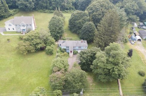 70 Glenwood Ave, Waterbury, CT 06762-2001
