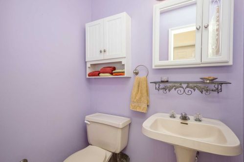 24 Deer Xing Dr, Fishkill NY  12524-1362 exterior