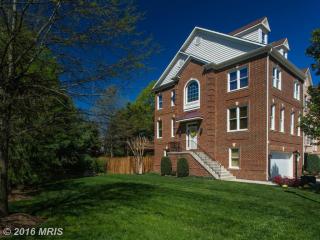 4058 Laar Ct, Fairfax, VA 22033-3252