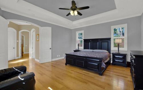 30419 Canyon Estates Rd, Vista CA  92084-1043 exterior