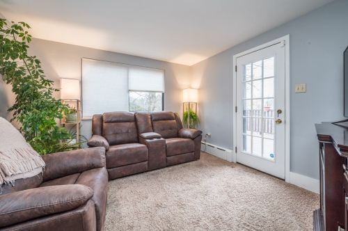 265 Cedar Blvd, Pittsburgh PA  15228-1315 exterior