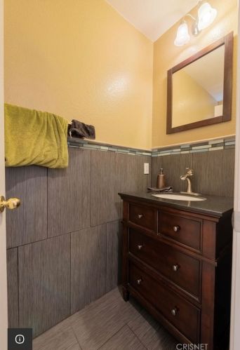 1863 213th St, Torrance CA  90501-2833 exterior