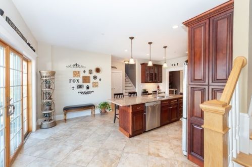 3 Amber Dr, Wrentham MA  02093-1783 exterior