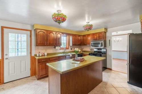 4876 Ottawa Ct, Gibsonia PA  15044-8274 exterior