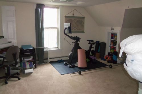 91 6 St, Dover NH 03820-5907 exterior