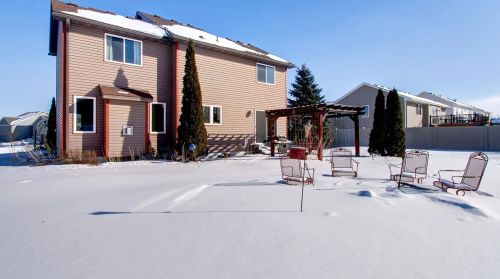 2410 Brogan Dr, Waterford MN  55057-3270 exterior