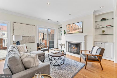 1658 Beekman Pl, Washington, DC 20009-6503
