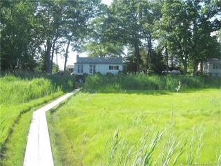 5 Riverside Ln, Madison, CT 06443-2138
