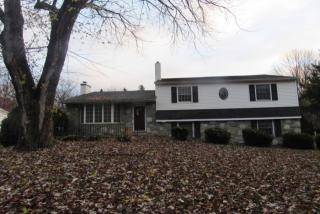 927 Bristol Rd, Southampton, PA 18966-1359