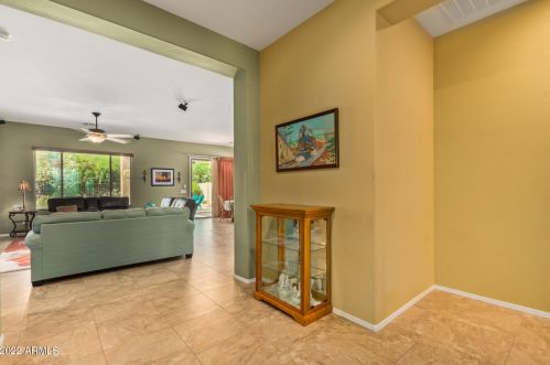 12160 Locust Ln, Avondale AZ  85323-7681 exterior