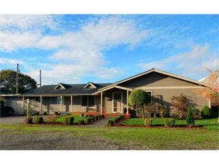 205 Cedar St, Lynden, WA 98264-1604