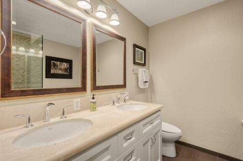 241 El Cajon Way, Los Gatos CA  95032-7661 exterior