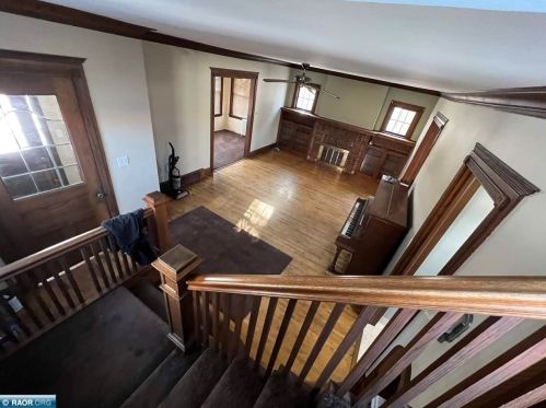 2109 4th Ave, Hibbing MN  55746-1517 exterior