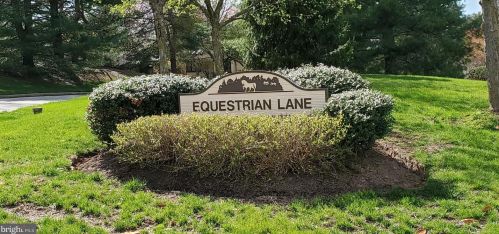 12 Equestrian Ln, Blue Bell, PA 19422-2427