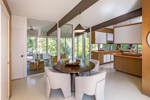 25209 Ln Loma Dr, Los Altos CA 94022-4540 exterior