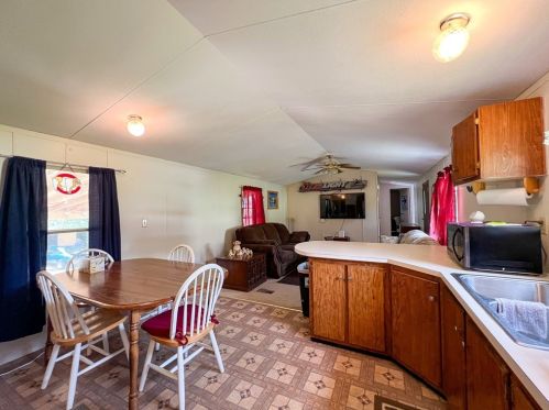 123 1st St, East Brady, PA 16028-1501