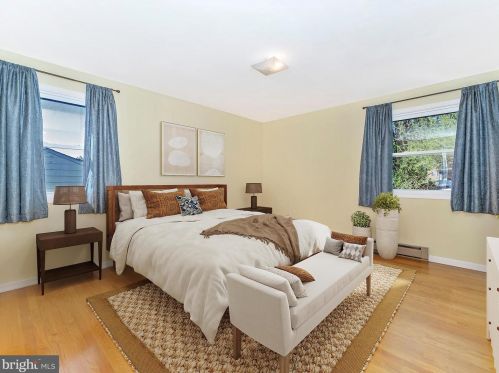 524 Brooke St, Charles Town WV  25414-1106 exterior