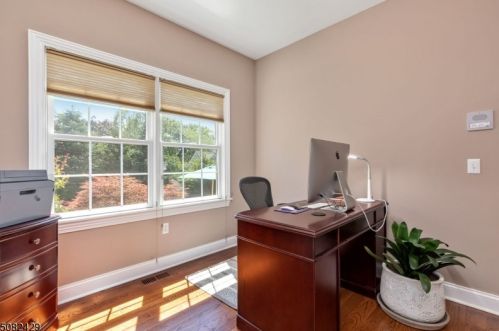 16 Hidden Meadow Dr, Scotch Plains NJ  07076-1158 exterior