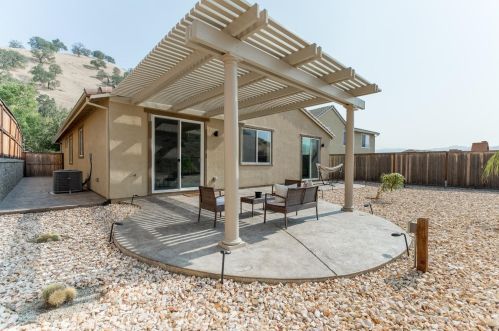 9093 Golf Canyon Dr, Grayson CA  95363-8911 exterior