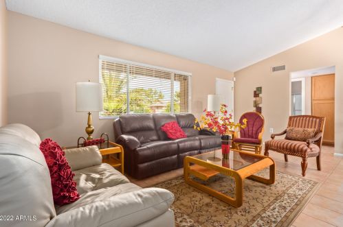 12311 Westgate Dr, Sun City, AZ 85375-5132