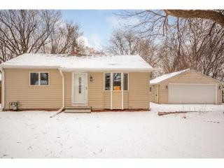 8331 Clinton Ave, Minneapolis, MN 55420-2354