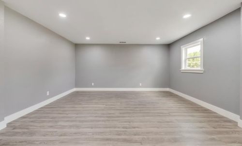 3210 Dutton Dr, Dallas TX  75211-8823 exterior