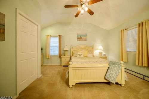 130 Holland Rd, Wantage NJ  07461-2835 exterior