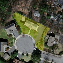 18 Norumbega Ct, Newton MA  02466-2298 aerial view