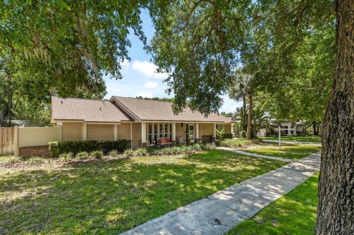 912 Versailles Cir, Maitland, FL 32751-4558